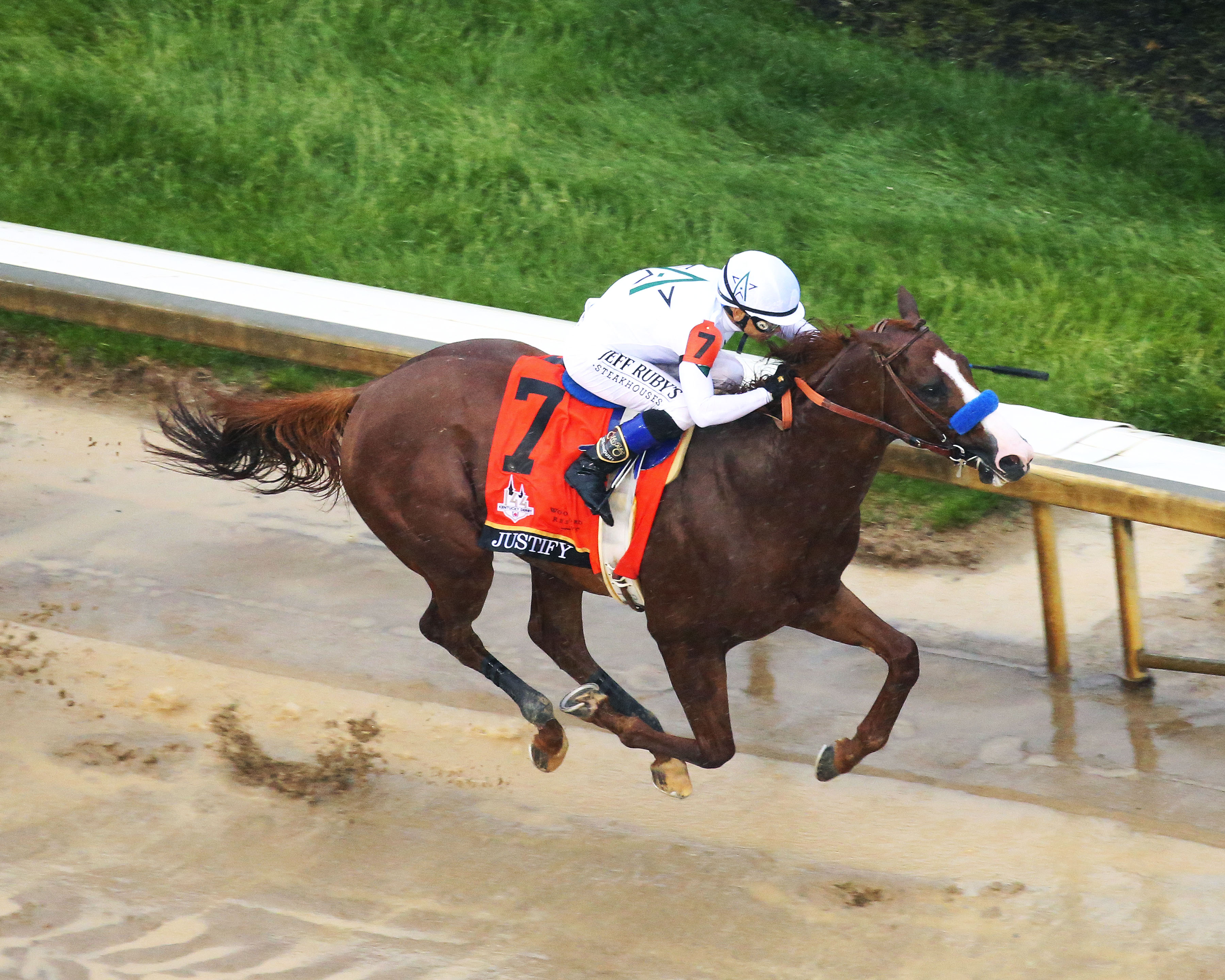 Justify in 2018 winning the Kentucky Derby