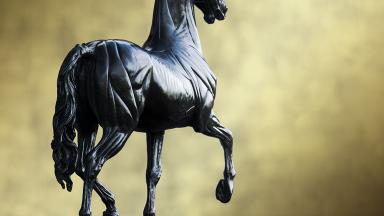 Breeders' Cup statue